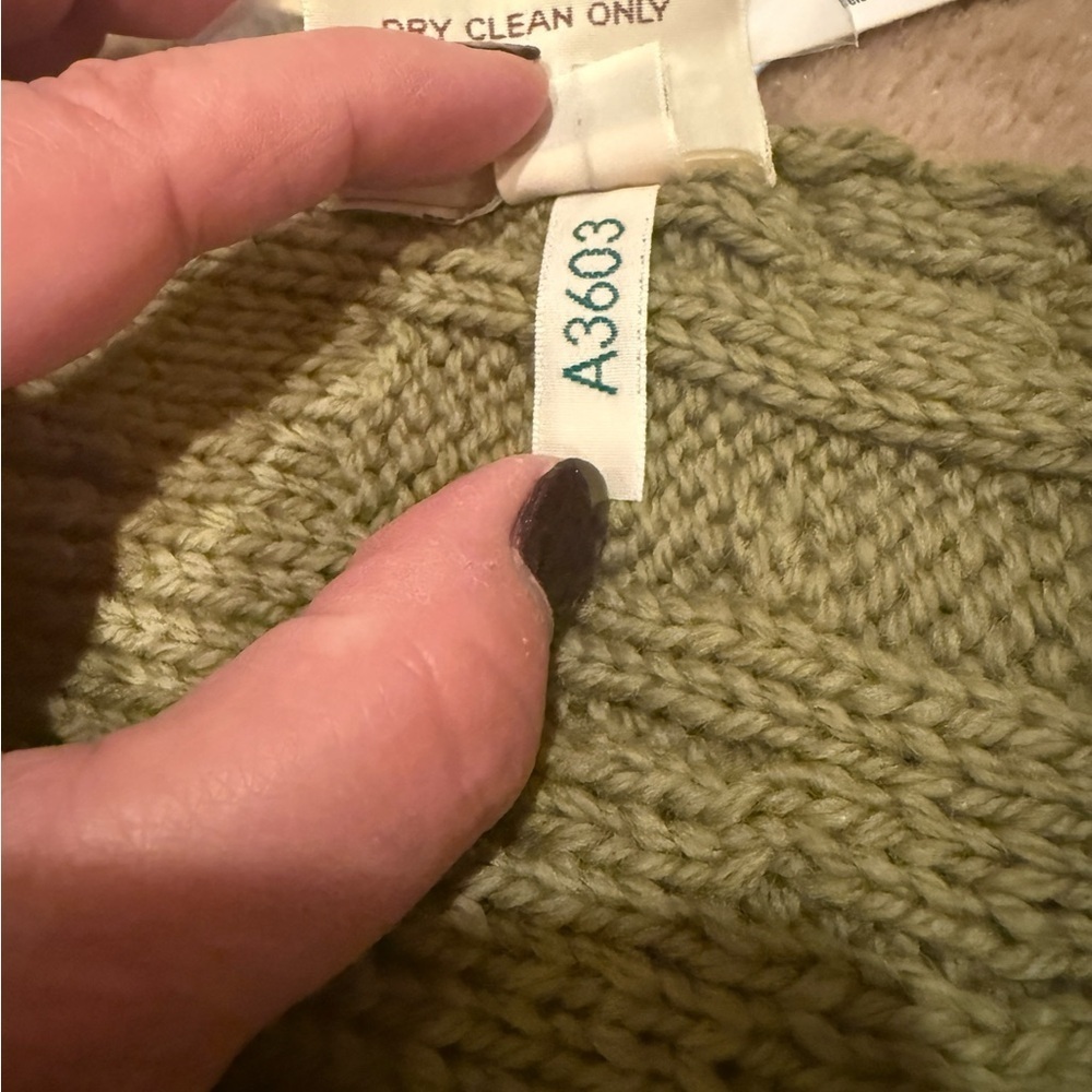 Connemara Knitwear Sweater Merino Wool Chunky Knit Fisherman Shawl Wrap New - Picture 12 of 16